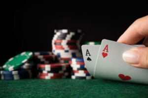 Strategies for Mastering Poker Hands in Texas Hold'em